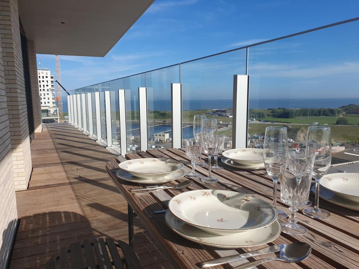 Central Park Tower Sea View Residence With Pool And Gym Ostend Exterior photo